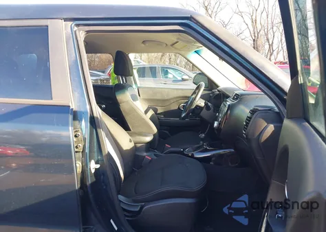 2017 Kia Soul + z USA, uszkodzony, nr VIN KNDJP3A59H7430835